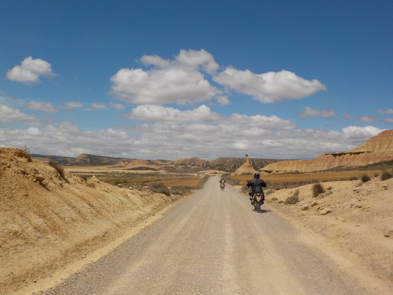 les road trip moto desert de bardenas